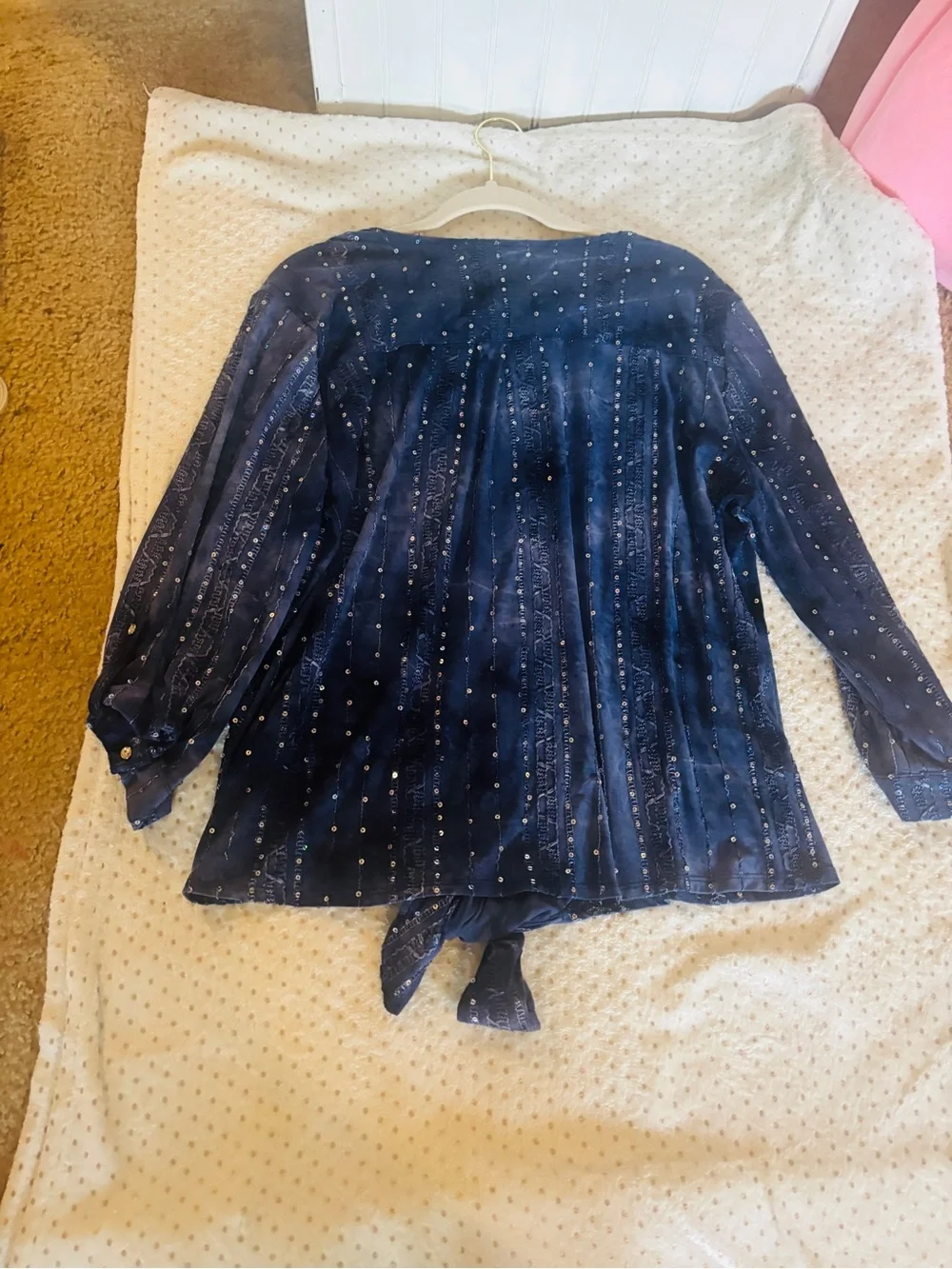Navy blue Sequin Button-Front Tie-Hem Long Sleeve Blouse - Picture 5 of 7
